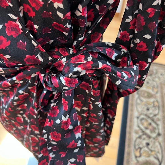 Something navy stunning Nordstrom dress🌈❤️ - Picture 12 of 16